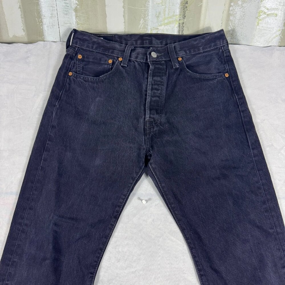 Levi’s 501 Mens Straight Leg Jeans Black Denim 5-Pocket Outdoor Size 33x32 - Picture 4 of 16